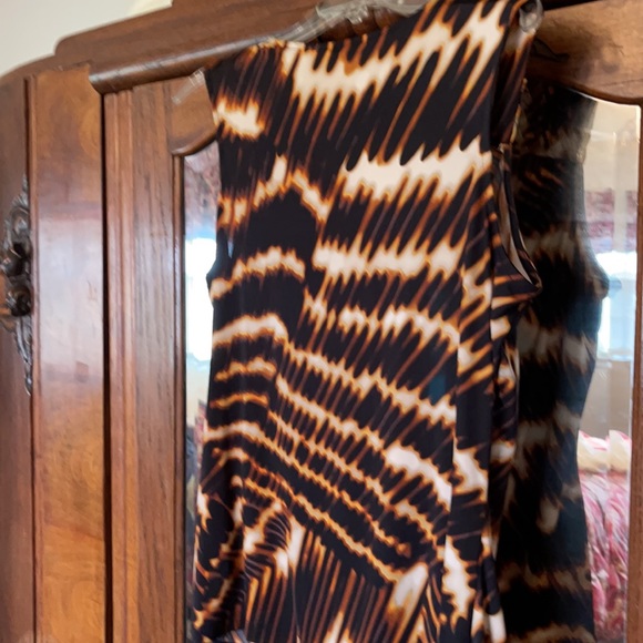 Shell - Picture 2 of 5